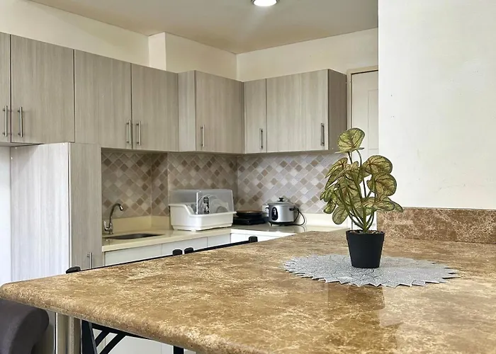 Ablita Staycation Near It Park Апартаменты