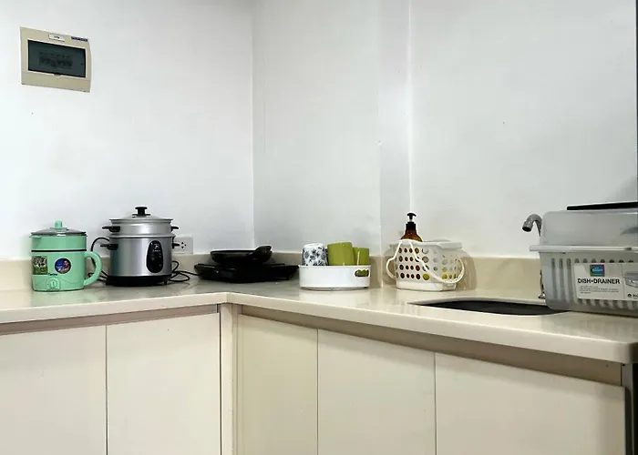 Апартаменты Ablita Staycation Near It Park